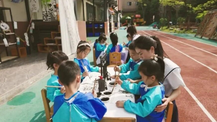 四名大学生寒夜勇救落水女孩,管家婆最准的一肖一码,国产化作答解释落实_黄金版V7.24